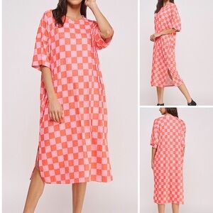 ❤️ JUST ARRIVED ❤️ Checkerboard Midi Dress